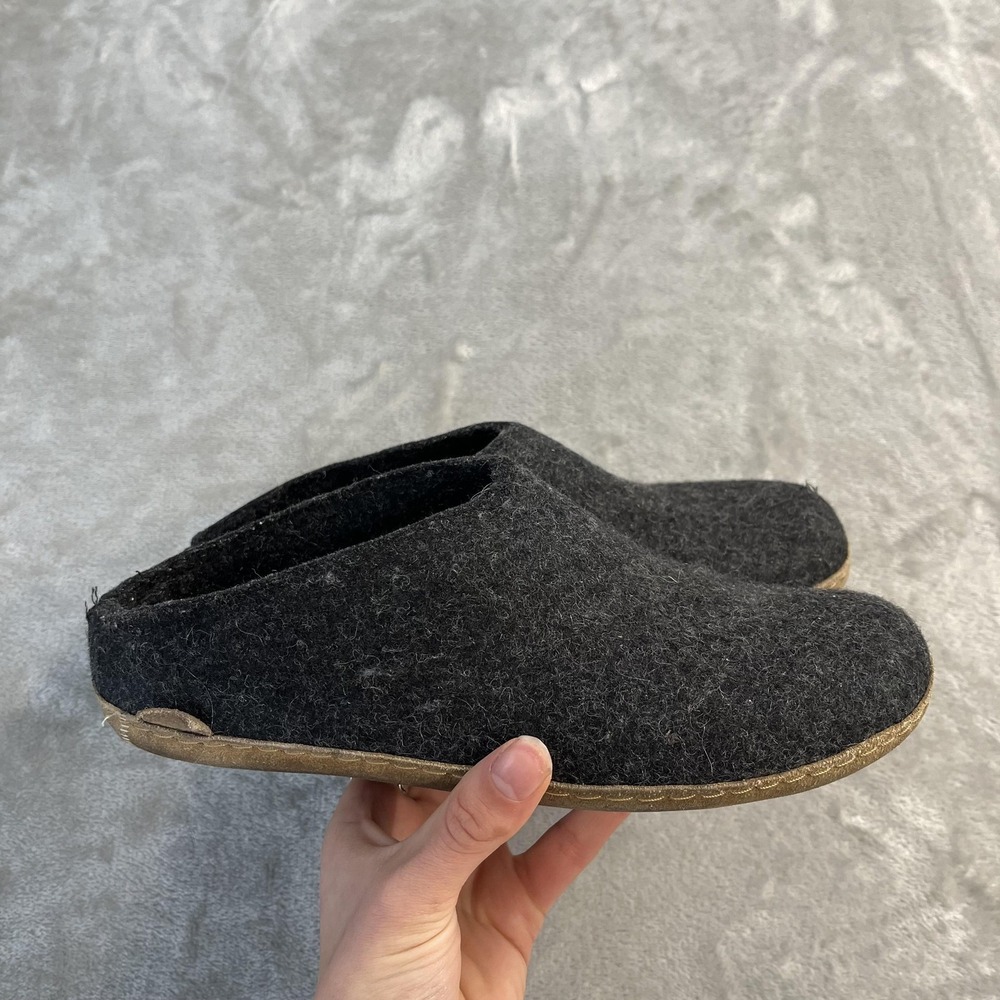 Women's Black Wool Slip-On Slippers